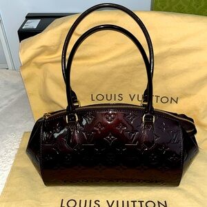 ‼️Like and Share Buyers appreciation!!💕Authentic Preloved Louis Vuitton Bag💕💕